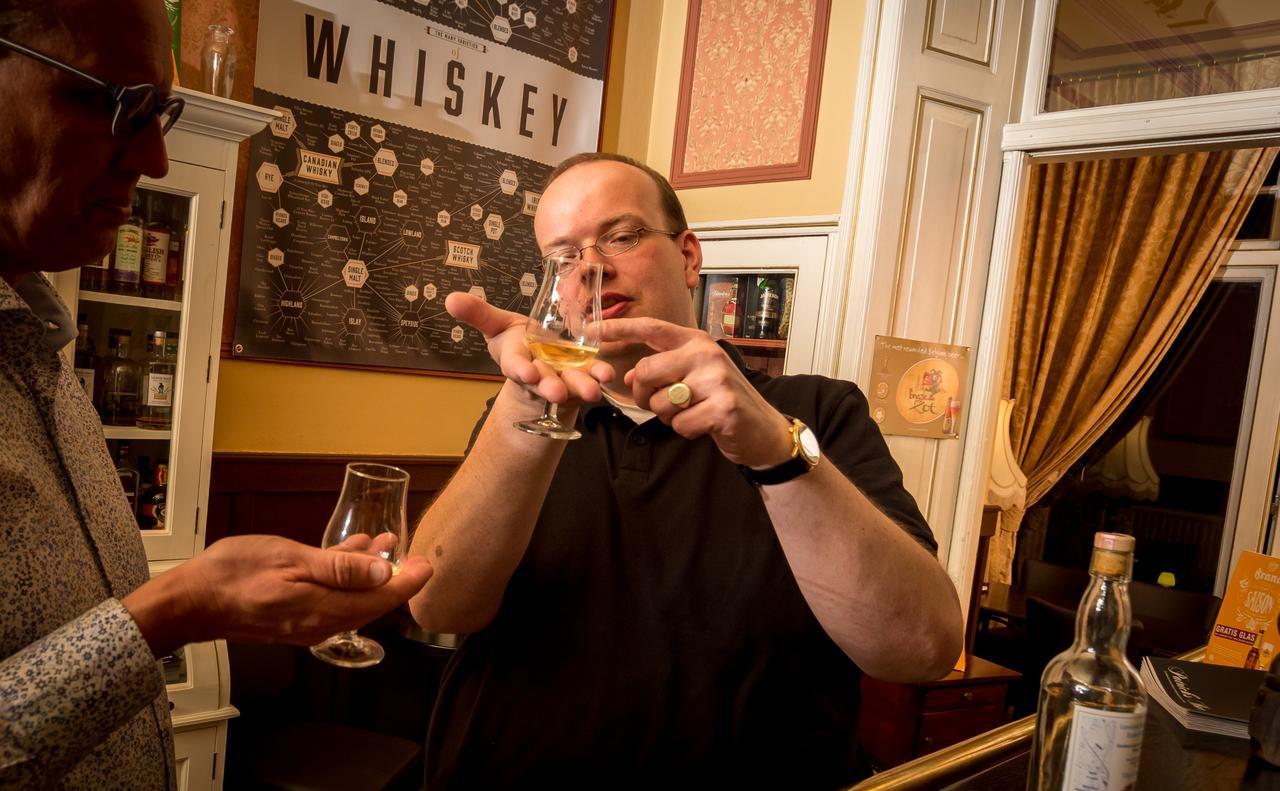 Hotel Fidder - Patrick'S Whisky Bar ズヴォレ エクステリア 写真